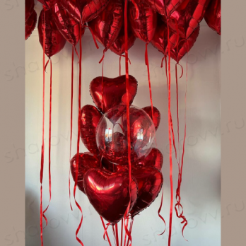 Композиция из шаров "Подарок Амура" Композиция из шаров "Подарок Амура"