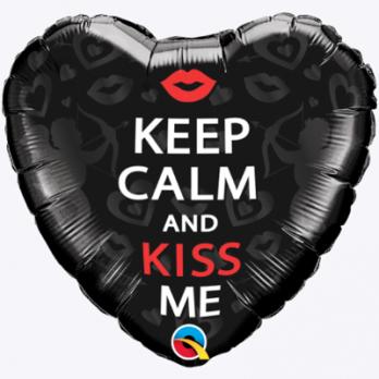 Шар фольга Keep calm & kiss me сердце черное