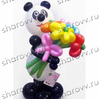 Фигура из шариков Панда с цветами