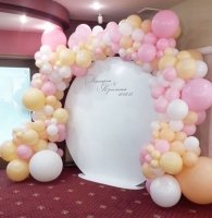 Фотозона из шаров Ванильное небо